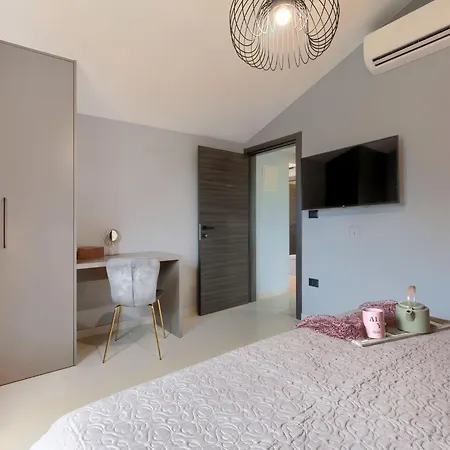Holiday home Rokvilla By Interhome *