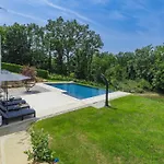 Rokvilla By Interhome * Motovun