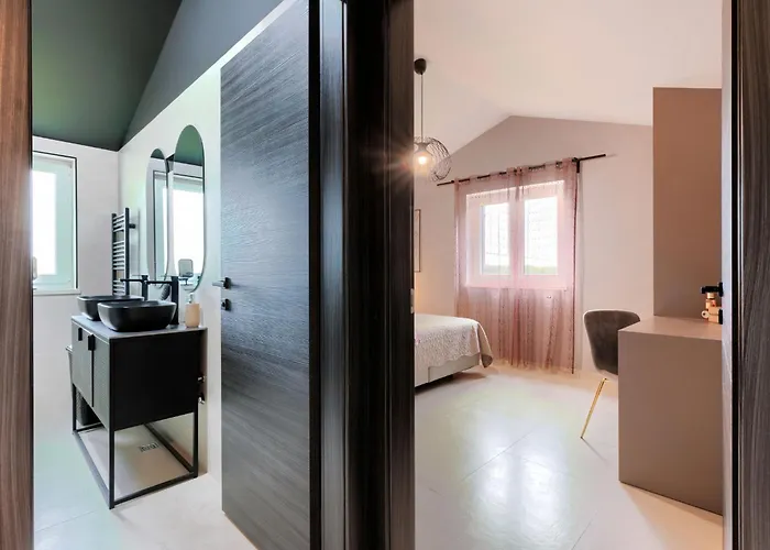 Rokvilla By Interhome * Motovun